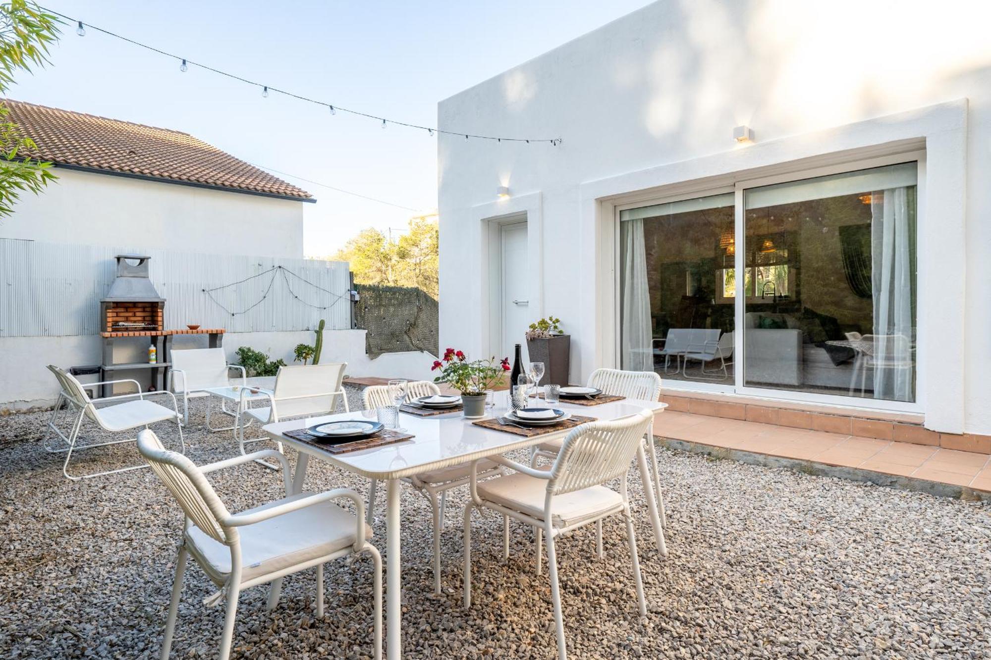 Hauzify I Casa Olivella Villa Exterior photo